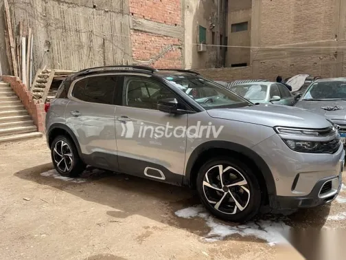 سيتروين C5 2021 فضي مستعملة للبيع - 2