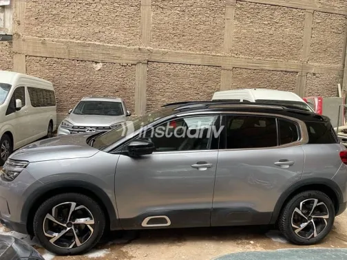 سيتروين C5 2021 فضي مستعملة للبيع - 3