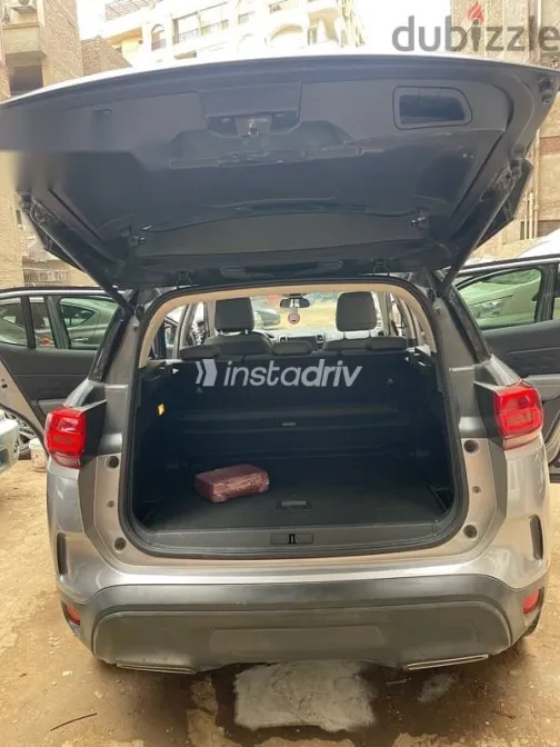 سيتروين C5 2021 فضي مستعملة للبيع - 6