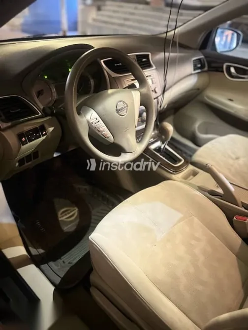 Nissan Sentra 2020 Gray Used for Sale - 3