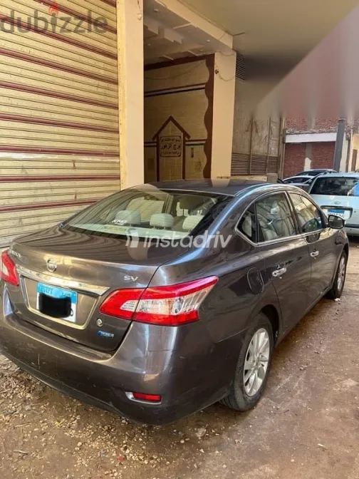 Nissan Sentra 2020 Gray Used for Sale - 5