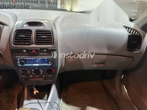 هيونداي فيرنا 2007 فضي مستعملة للبيع - 10