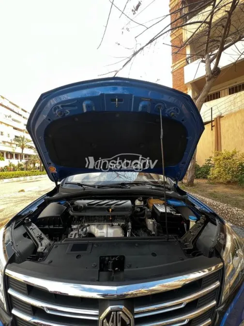 ام جى 5 2022 أبيض مستعملة للبيع - 9