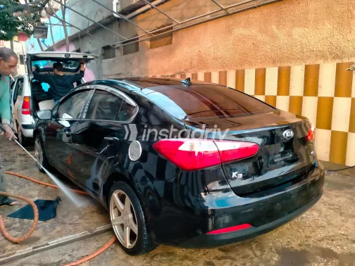 كيا K3 2013 أبيض مستعملة للبيع - 7