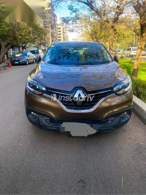 رينو كادجار 2017 بني مستعملة للبيع - 1
