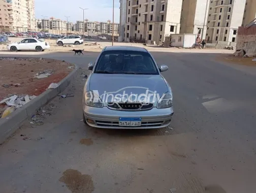 دايو نوبيرا 2002 أزرق غامق مستعملة للبيع - 1