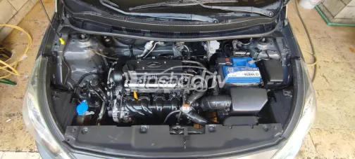 هيونداي اكسنت RB 2012 رمادي غامق مستعملة للبيع - 7