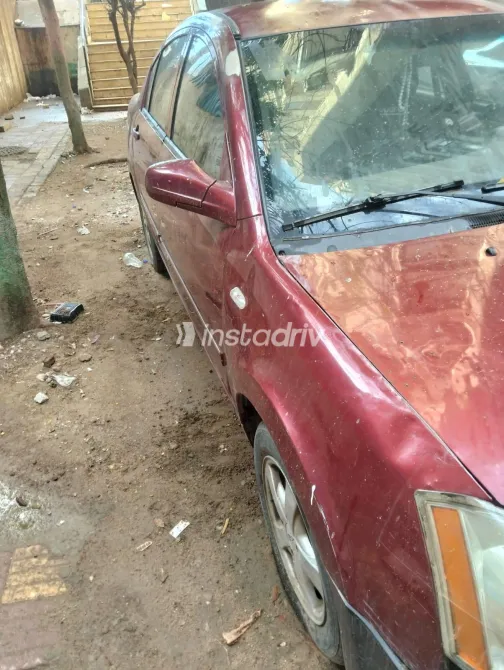 اسبيرانزا A516 2010 أبيض مستعملة للبيع - 1