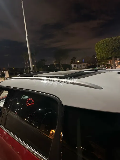 مينى كانترى مان 2015 أبيض مستعملة للبيع - 5