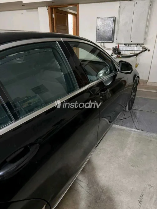 مرسيدس E 200 2022 أبيض مستعملة للبيع - 3