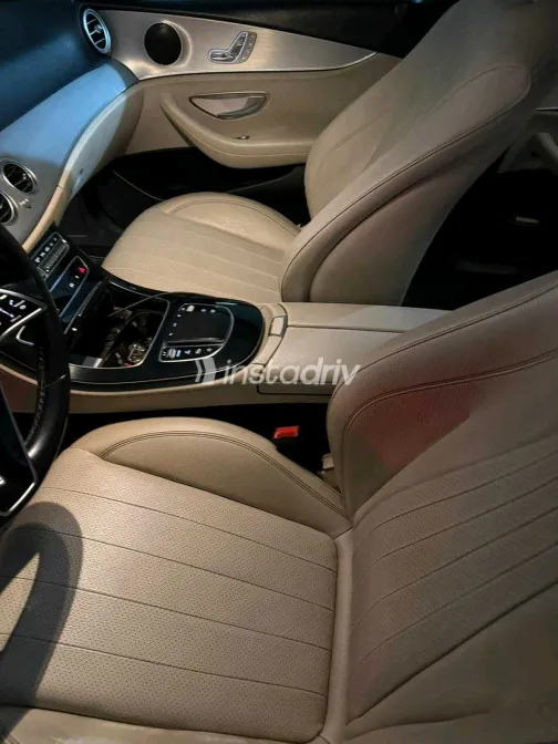 مرسيدس E 200 2022 أبيض مستعملة للبيع - 5