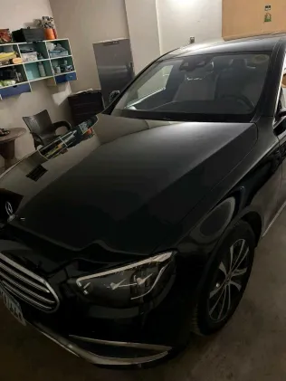 مرسيدس E 200 2022 أبيض مستعملة للبيع