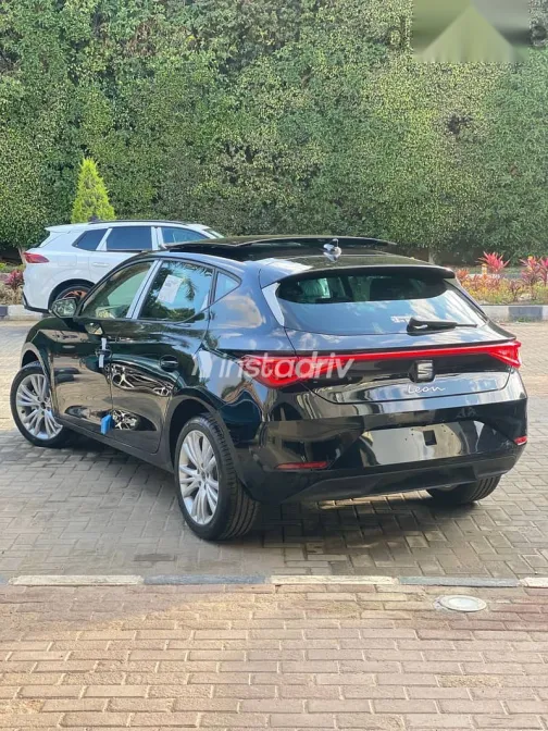 Seat Leon 2026 Black New for Sale - 4