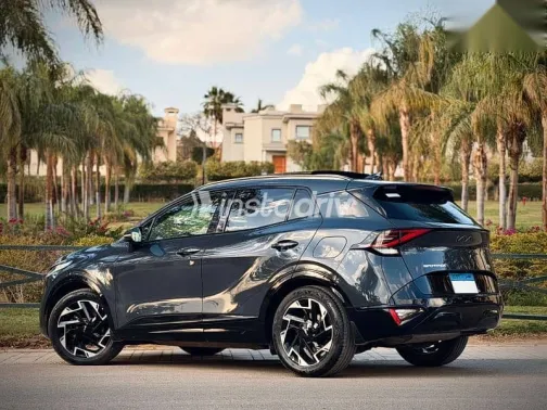 كيا سبورتاج 2023 رمادي مستعملة للبيع - 5