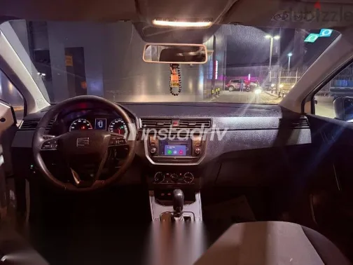 سيات ابيزا 2021 أبيض مستعملة للبيع - 4