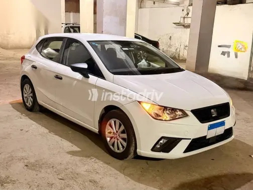 سيات ابيزا 2021 أبيض مستعملة للبيع - 7