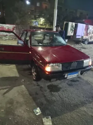 فيات ريجاتا 1987 أحمر مستعملة للبيع