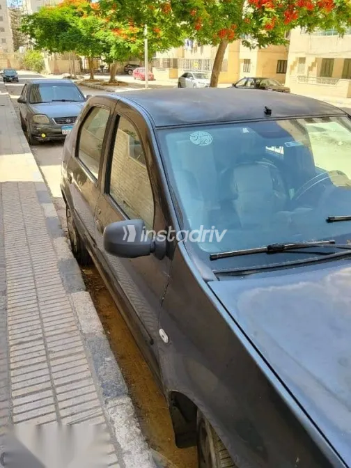 Renault Logan 2010 Black Used for Sale - 3