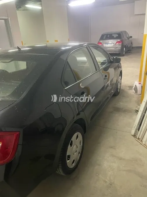 سكودا رابيد 2016 أسود مستعملة للبيع - 2