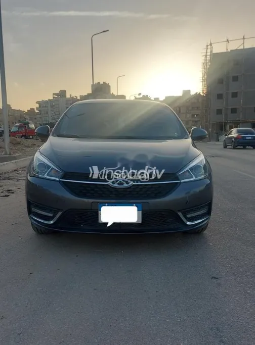 Chery Arrizo 5 2023 White Used for Sale - 1