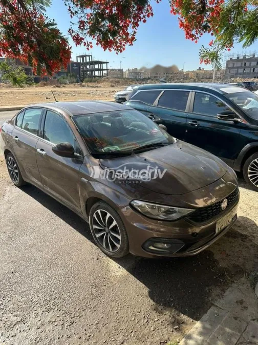 فيات تيبو 2017 أبيض مستعملة للبيع - 1