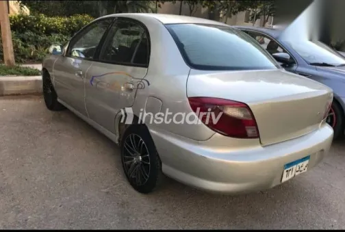 Kia Rio 2002 Silver Used for Sale - 3