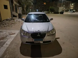 هيونداي افانتي 2008 فضي مستعملة للبيع