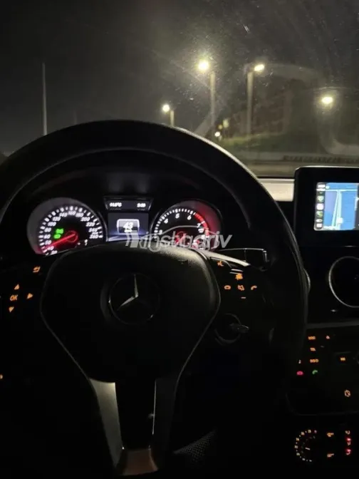 مرسيدس CLA 180 2014 أسود مستعملة للبيع - 6