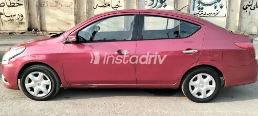 نيسان صنى 2016 أحمر مستعملة للبيع - 1