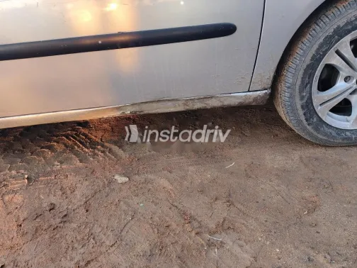 سيات كوردوبا 2005 فضي مستعملة للبيع - 10