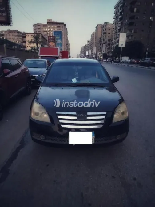 كيا برايد 2001 أبيض مستعملة للبيع - 6