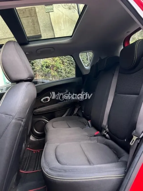 Kia Soul 2017 Red Used for Sale - 4
