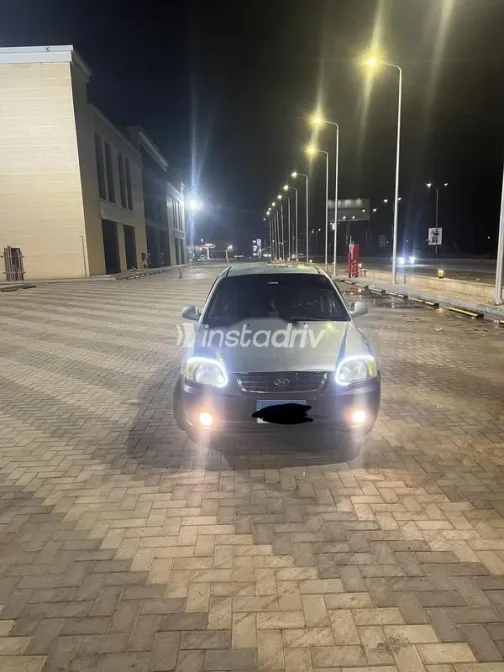 هيونداي فيرنا 2007 سماوي مستعملة للبيع - 1