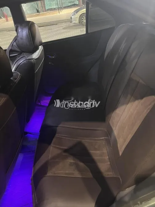 هيونداي فيرنا 2007 سماوي مستعملة للبيع - 4