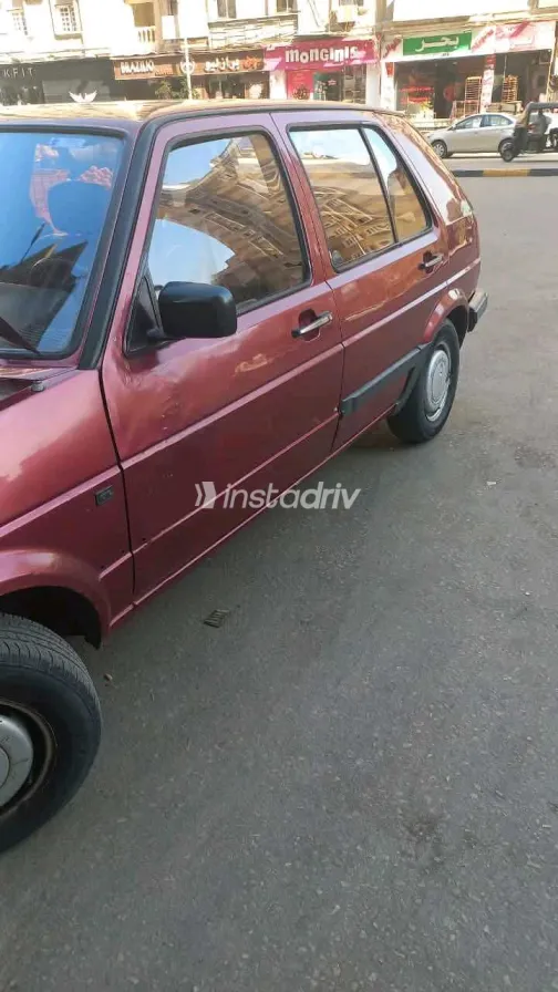 فولكس فاغن جولف 1999 أبيض مستعملة للبيع - 2