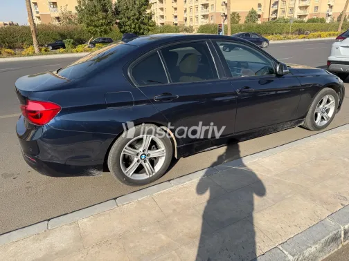 بي ام دبليو 320 2019 أبيض مستعملة للبيع - 4