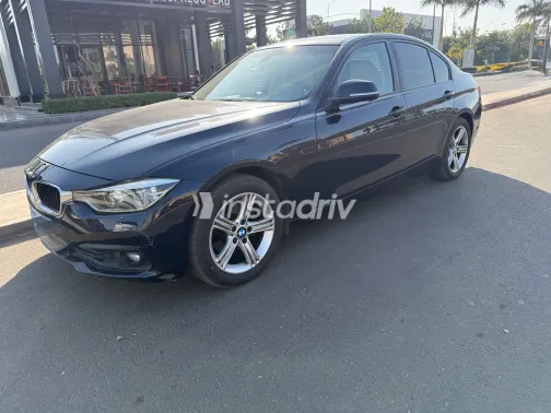 بي ام دبليو 320 2019 أبيض مستعملة للبيع - 7