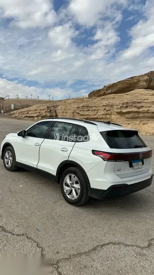 فولكس فاغن تيجون 2024 أبيض مستعملة للبيع - 5