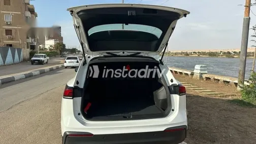 فولكس فاغن تيجون 2024 أبيض مستعملة للبيع - 6