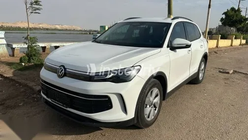 فولكس فاغن تيجون 2024 أبيض مستعملة للبيع - 8