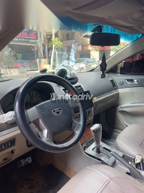 جيلي امجراند 2015 نبيتي مستعملة للبيع - 4