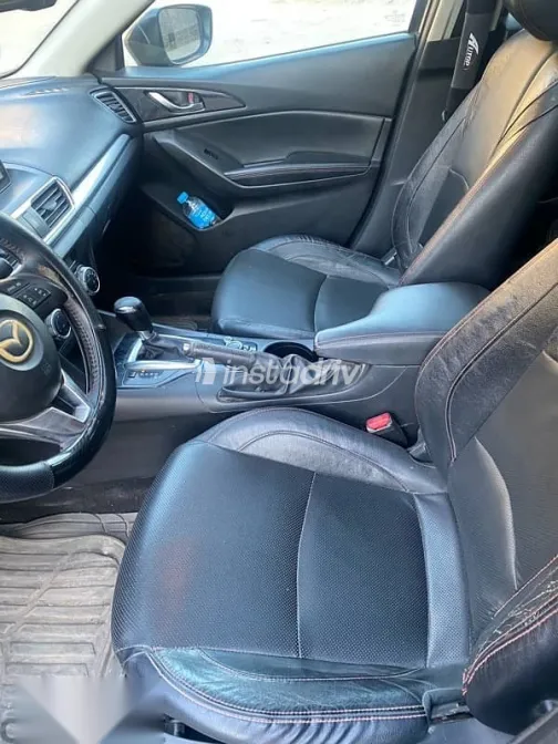 Mazda 3 2015 Gray Used for Sale - 9
