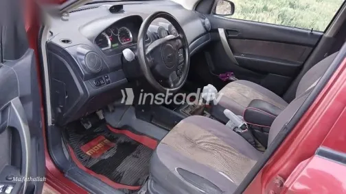 شيفروليه افيو 2010 أحمر مستعملة للبيع - 4