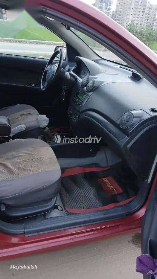 شيفروليه افيو 2010 أحمر مستعملة للبيع - 6