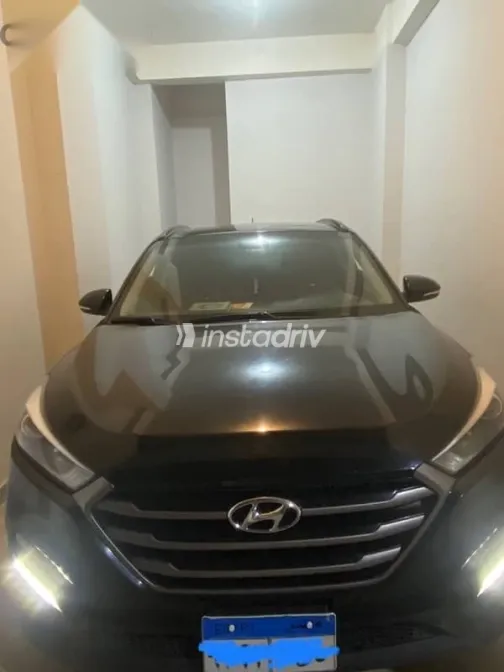 هيونداي توسان 2017 أسود مستعملة للبيع - 1