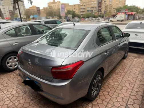 سيتروين سي اليزيه 2023 فضي مستعملة للبيع - 2