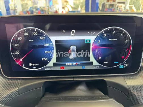 Mercedes C 200 2023 Silver Used for Sale - 7