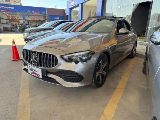 مرسيدس C 200 2023 فضي مستعملة للبيع