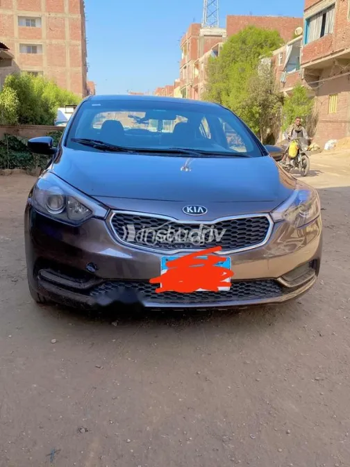 كيا سيراتو 2014 برونزي مستعملة للبيع - 2