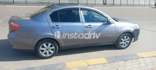 شيرى انفى 2017 أبيض مستعملة للبيع - 3